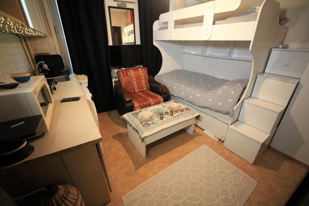 Private In Heart Of Taksim Square 2 Апартаменты *